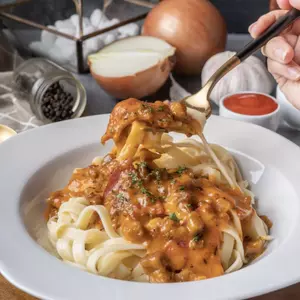 Fettucine Creamy Bolognese