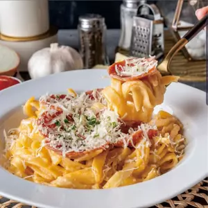 Fettucine Cheese